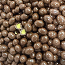 Фисташка в молочном шоколаде