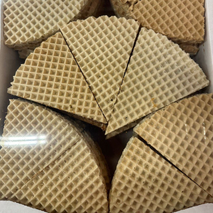 Вафли с вареной сгущенкой