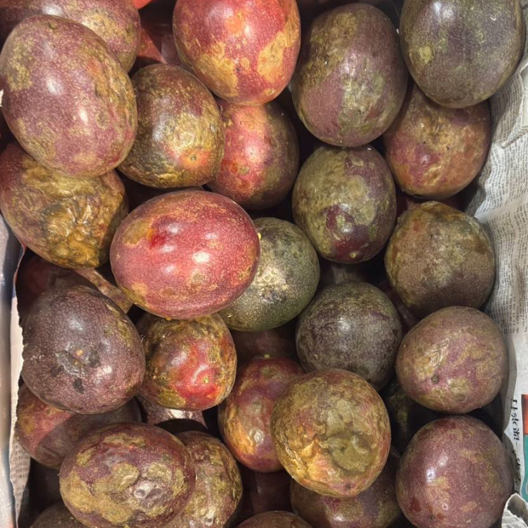 Маракуйя (1 кг)