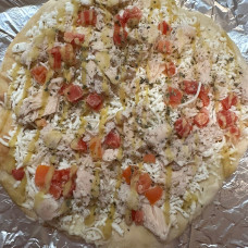 Пицца «Сырный цыплёнок» (шт 400 гр) Пицца «Сырный цыплёнок» (шт 400 гр)