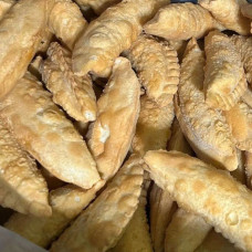 Чебуреки мини с горбушей с соусом тар-тар (цена за 1 кг) Чебуреки мини с горбушей с соусом тар-тар (цена за 1 кг)