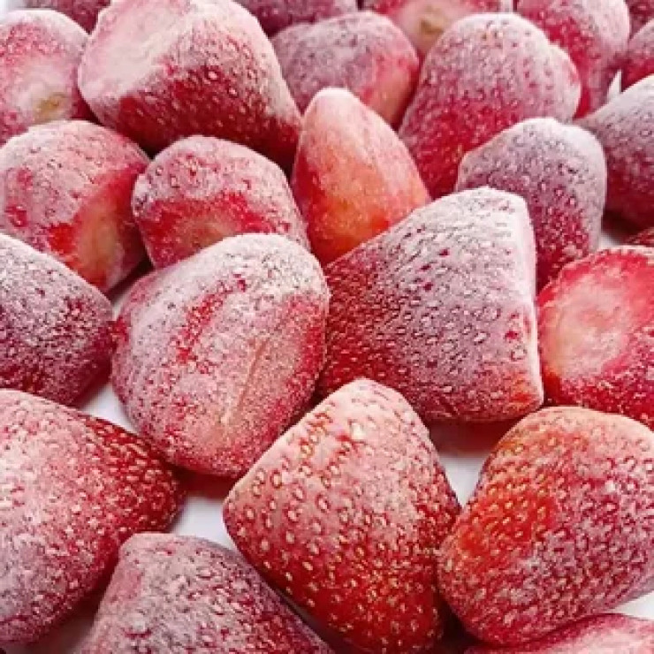 Клубника (1 кг)